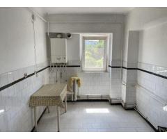 Apartament 4 camere Galata 2 - Iasi etaj 2 4 - Imagine 2
