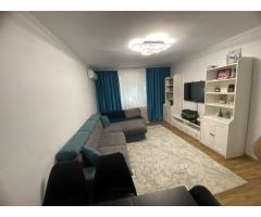 Vând apartament