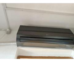 Apt 3cam renovat  69mp, dotat cu  CT, AC , an 1985  etaj 7/8, mobilat - Imagine 2