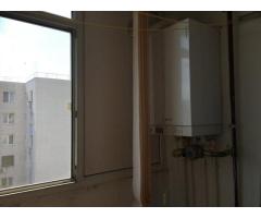 Apt 3cam renovat  69mp, dotat cu  CT, AC , an 1985  etaj 7/8, mobilat - Imagine 4