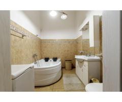 PRET NOU! Apartament 2 camere - Etaj 1 - Palatul Neumann - COMISION 0 - Imagine 6