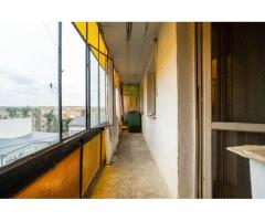 Apartament 4 camere decomandat - bvd. Revolutiei - COMISION 0 - Imagine 8