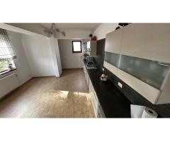 Apartament Damaroaia 3 camere 101 utili parcare subteran+Boxa Direct Proprietar - Imagine 8