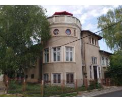 BRASADAS vinde casa cu 14 camere in Iasi zona CENTRALA.