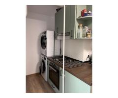 Particular; apartament 3 camere complet renovat si mobilat - Imagine 3
