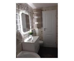 Vand apartament zona Razoare (mobilat, utilat premium) - Imagine 4