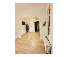 PIATA ROMANA, Proprietar , apartament 3 camere in vila - Imagine 3