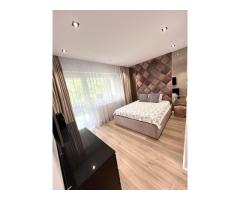 Apartament Lux 3 camere (2 parcari incluse) - Imagine 5