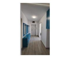 Apartament 3 camere de vânzare - Imagine 3