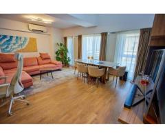 Penthouse duplex luminos, mobilat, 2 locuri parcare+boxa.