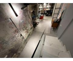 Duplex 3 camere amenajat birou/showroom, cu parcare inclusa - Imagine 2