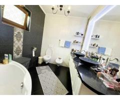 Vand casa D+P+1E+pod in Hlincea, 800m de Lidl Poitiers - Imagine 5
