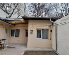 Dristor, Piata Ramnicu Sarat, casa
