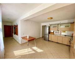 Vila luminoasa Crangasi/ Giulesti,  245 MP construiti, utilitati, 340000 EUR - Imagine 2