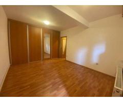 Vila luminoasa Crangasi/ Giulesti,  245 MP construiti, utilitati, 340000 EUR - Imagine 4