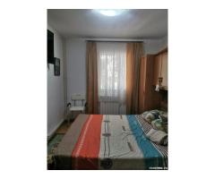 Proprietar , vand apartament , 4 camere cu centrala termica , boxa si loc parcare adp - Imagine 8