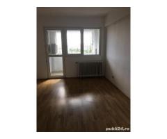 Apartament 4 camere, la 2 minute de Mega Mall, pret 99000   , particular - Imagine 4