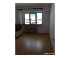 Apartament 4 camere, la 2 minute de Mega Mall, pret 99000   , particular - Imagine 9