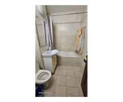 Apartament 4 Camere , et.3/4, Berceni-Racovita - Imagine 9