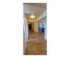 Vand apartament 4 camere situat la 10 min de Piata Unirii - Imagine 6