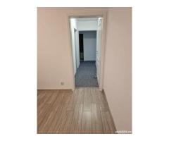 Vanzare Apartament 3 camere renovat & mobilat - Imagine 4