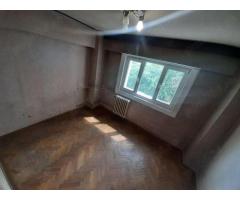 Apartament 4 camere Decomandat Strada Traian- Calea Mosilor - Imagine 2