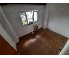 Apartament 4 camere Decomandat Strada Traian- Calea Mosilor - Imagine 3