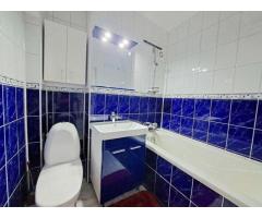 Vand Apartament spatios cu 4 camere de vanzare pe Bdul Decebal - Imagine 7