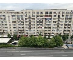 Vand Apartament spatios cu 4 camere de vanzare pe Bdul Decebal - Imagine 8