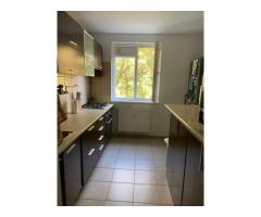 Vând apartament 4 camere
