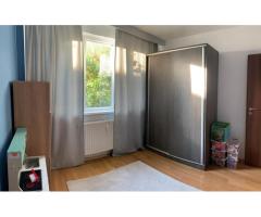 Vând apartament 4 camere - Imagine 4