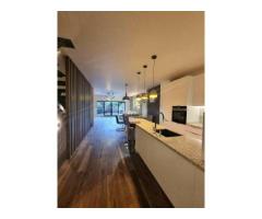 Apartament 6 camere, gradina privata