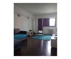 4camere decomandat ,3balcoane , stradal