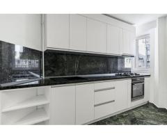 De vanzare apartament stradal Bd. Magheru - Imagine 4