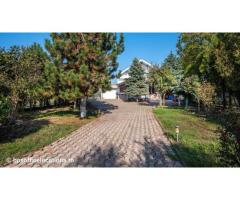 Vilă deschidere  lac Grivița  direct proprietar cu 20 m și 20 strada - Imagine 2