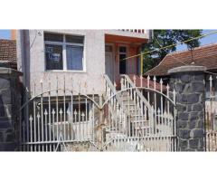 Ag. EUROPA vinde parterul unei case cu 2 etaje în zona Carpați 2. - Imagine 6