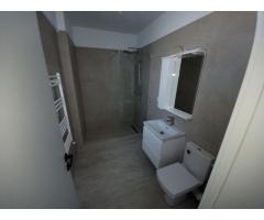 Apartament 2 camere-piscina cu pool bar Mamaia Nord - Imagine 5