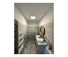 Apartament 2 cam. de vanzare 61mp + terasa 15 mp la 30 m de plaja - Mamaia Nord - Imagine 7
