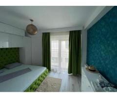 Apartament 2 cam. de vanzare 61mp + terasa 15 mp la 30 m de plaja - Mamaia Nord - Imagine 8