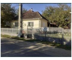 Vand casa cu 121 mp suprafata construita si teren 1635 mp - Imagine 6