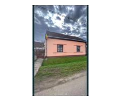 Casa de vanzare