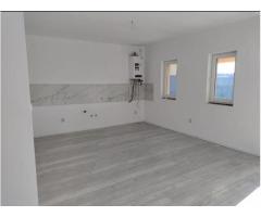 Vand sau schimb cu apartament, casa tip P in Martinesti - Imagine 2