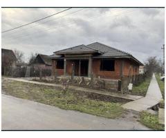 Vand casa in jud. Satu Mare,Com. Lazuri