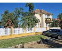 Vindem casa parter+etaj