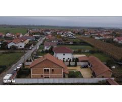Casa de vanzare P+1, 4 Garaje, Vetis - Imagine 2
