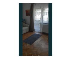 De vanzare apartament cu 3 camere