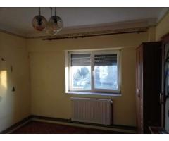 Apartament 2 camere decomandat langa Kaufland Carei - Imagine 4
