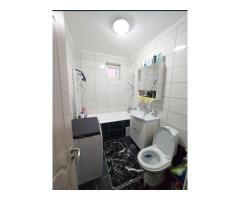 Vand apartament decomandat cu 2 camere - Imagine 6