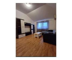 Vand apartament cu 3 camere in poarta 6 direct proprietar