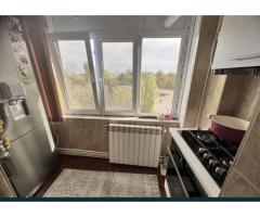 Vand apartament 2 camere zona Anda - Imagine 3